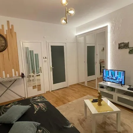 Apartment Mirror Chic. Bucharest